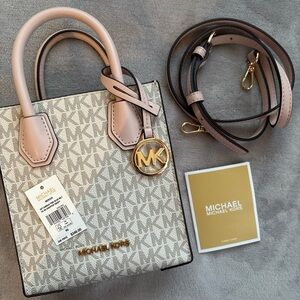 Michael Kors Mini Bag in Cream and Pink